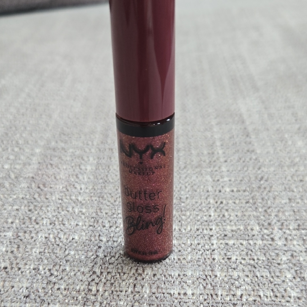 NYX Brown Lip Balm Gloss‎ Hydrating Shine